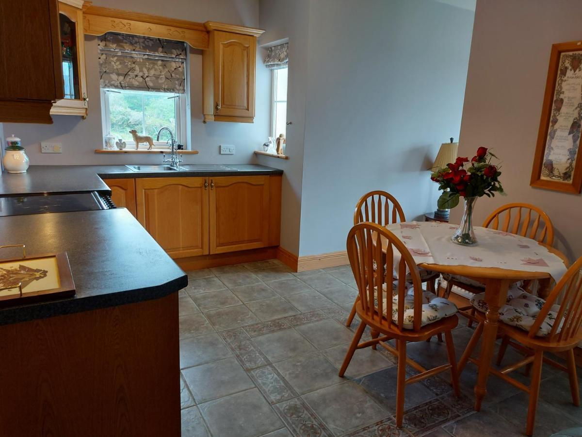 Appartamento Minaun Cliff View Keel  Esterno foto